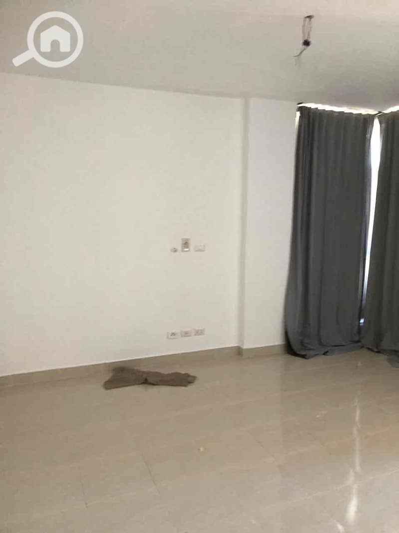 6 62879368-9ba5-4923-8dd4-9329c3ee3876. jpg