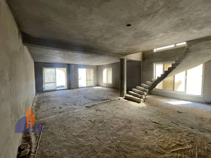 4 WhatsApp Image 2025-11-26 at 19.06. 53_d63556ca. jpg