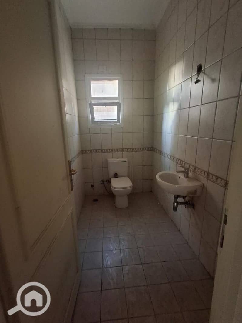 9 802de716-6778-4042-9bc2-49a96b5f15a4. jpeg