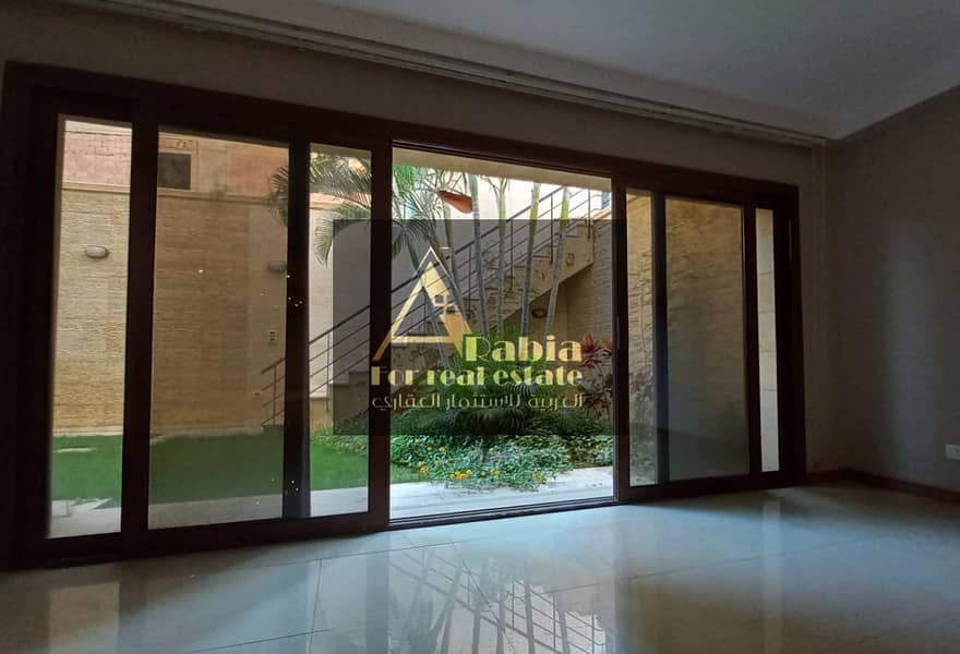 11 5c61c914-faaf-408f-9ca4-5c783eb80afa. jpg