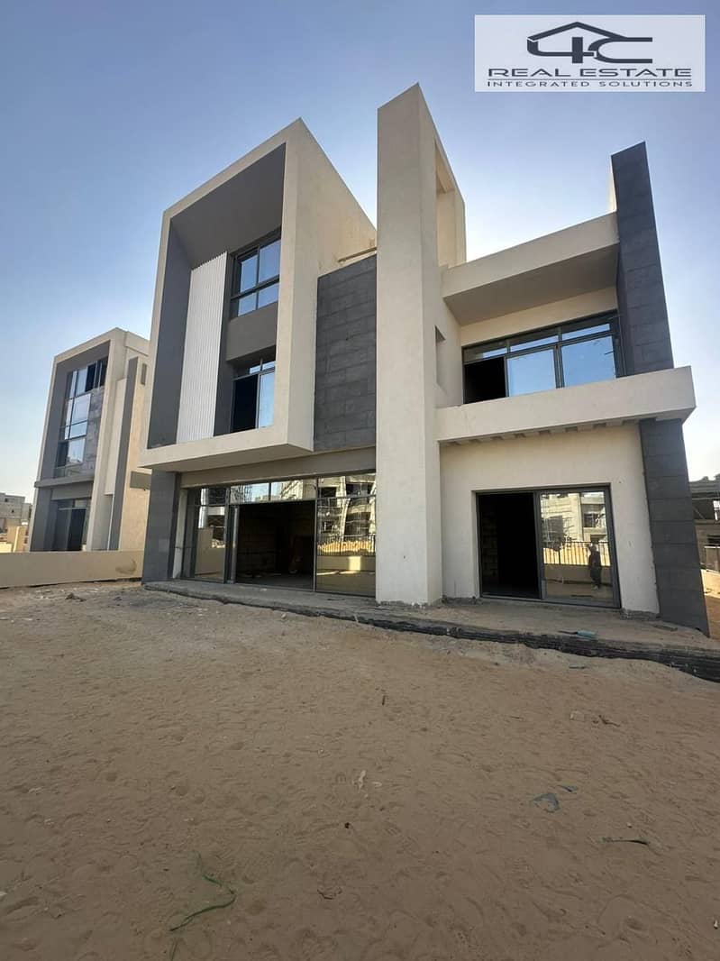 5 WhatsApp Image 2025-10-05 at 02.30. 48. jpeg