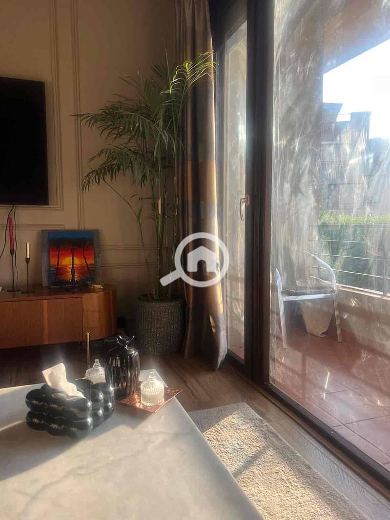 4 64970351-ef48-4bd9-aa3f-cd86cdc89ffe. jpg