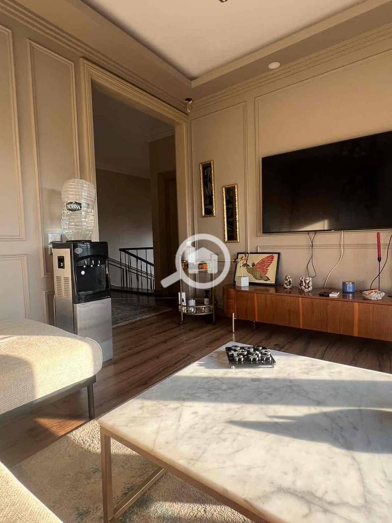 9 dffac92a-c81e-4736-8a67-e63faf764a35. jpg