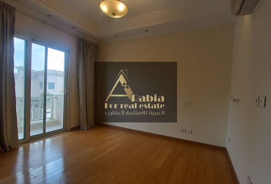 6 f32d2571-4d63-424b-9990-13c30d2b7ad5. jpg