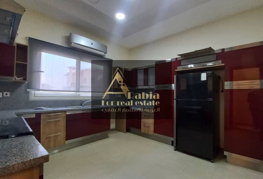 10 09e1726d-c420-42e6-9b9d-361880c1425b. jpg