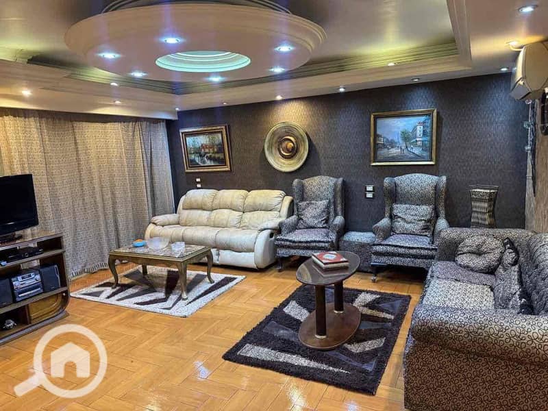 2 5d10fb9f-9bc2-48d7-81bf-e384f62710ce. jpg