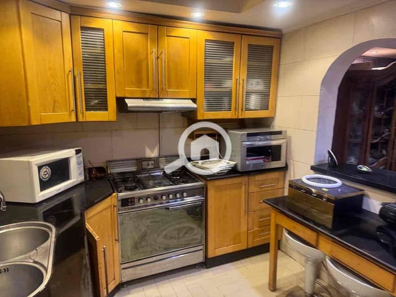 4 6e2e6483-9d6a-40bc-adea-c07380c59ab9. jpg