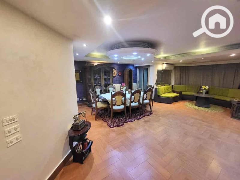 10 f8cb340d-f6a5-436f-98f2-ee23858da759. jpg