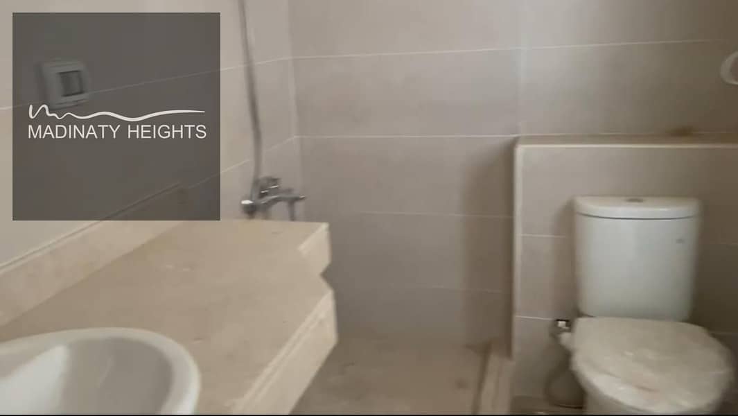 10 WhatsApp Image 2025-12-10 at 16.34. 09_3d369b16. jpg