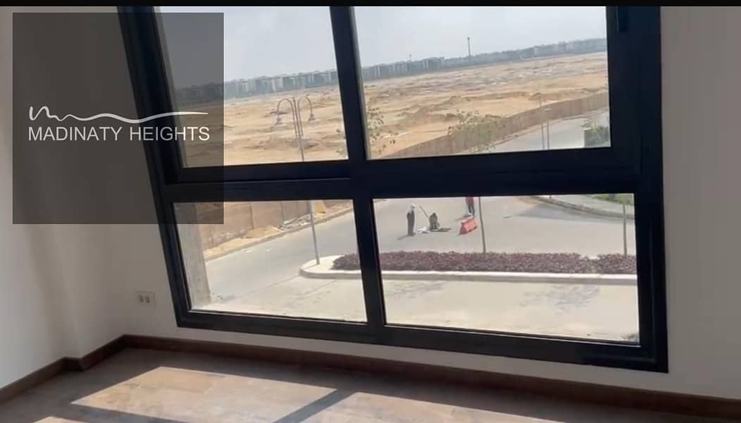 11 WhatsApp Image 2025-12-10 at 16.34. 09_7fda5208. jpg