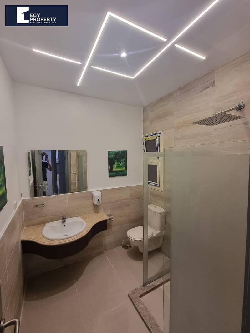 12 _files_WhatsApp Image 2025-10-06 at 5.47. 10 AM (2). jpeg