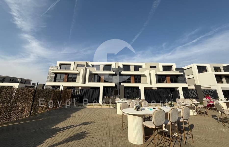 2 WhatsApp Image 2025-08-10 at 12.38. 56 PM. jpeg