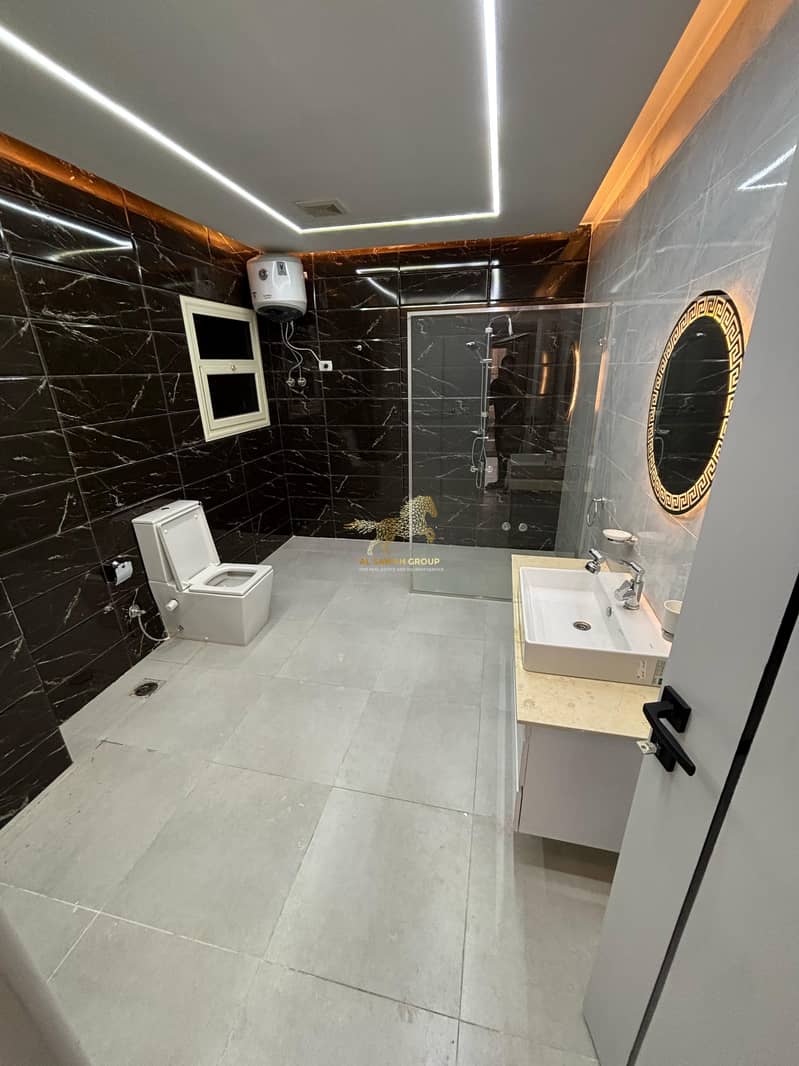 8 WhatsApp Image 2025-09-04 at 17.40. 08_c74c80ac. jpg