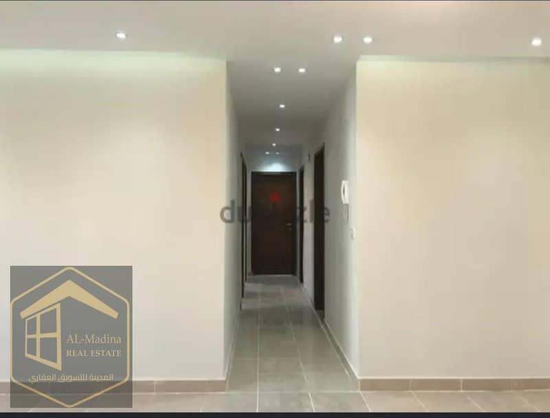 4 WhatsApp Image 2025-12-09 at 3.14. 35 PM (2). jpeg