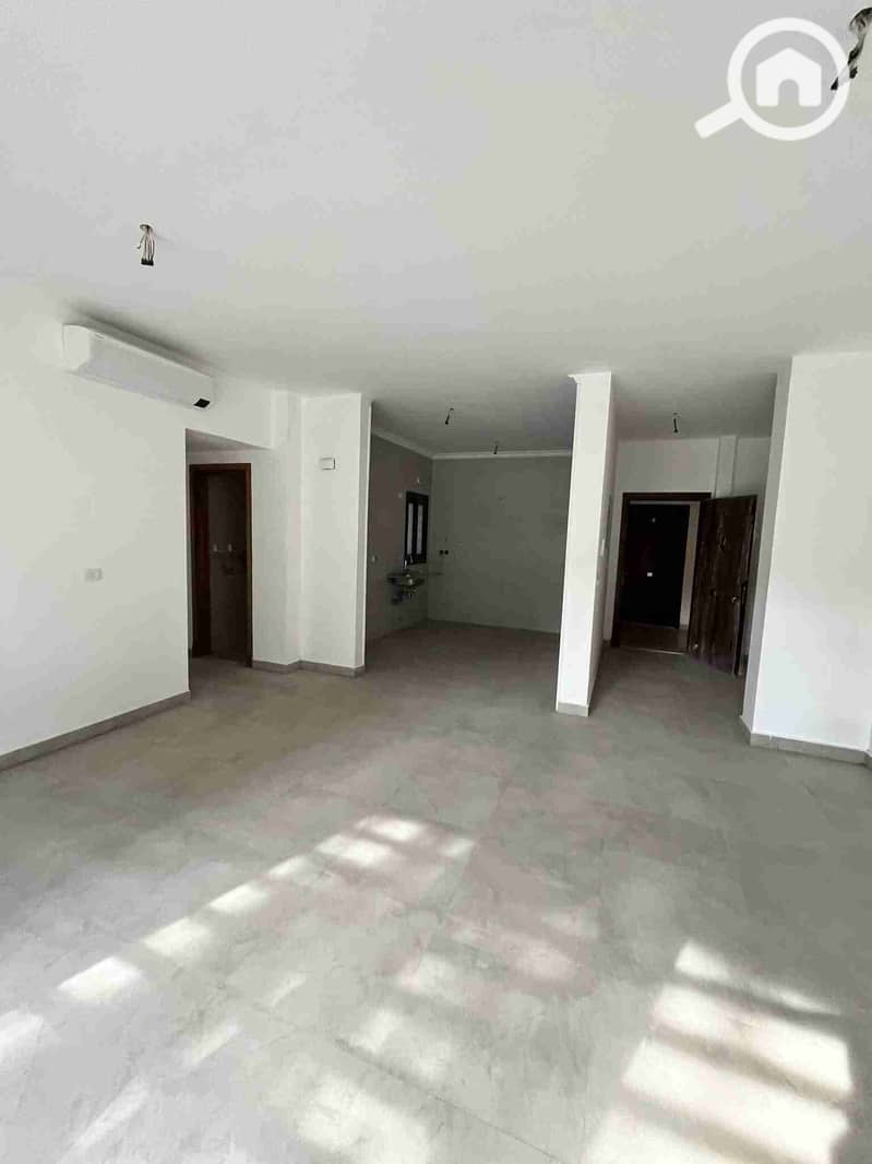 2 FB_IMG_1765375012875. jpg