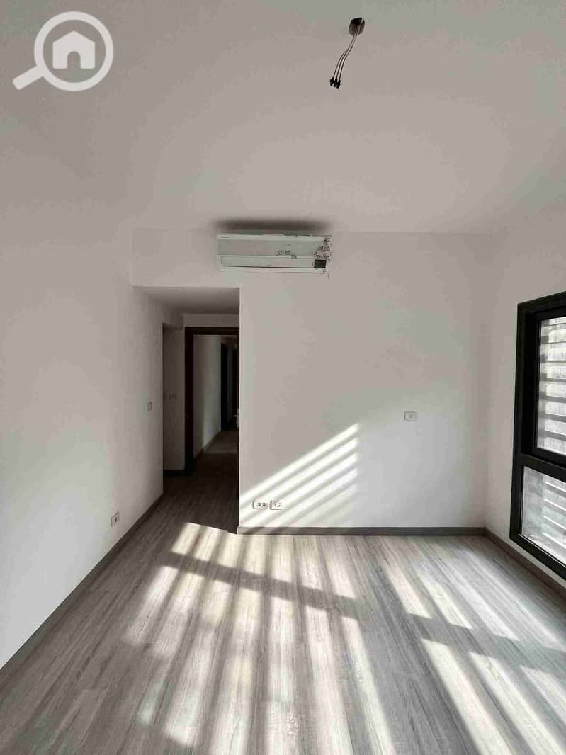 3 FB_IMG_1765375028061. jpg