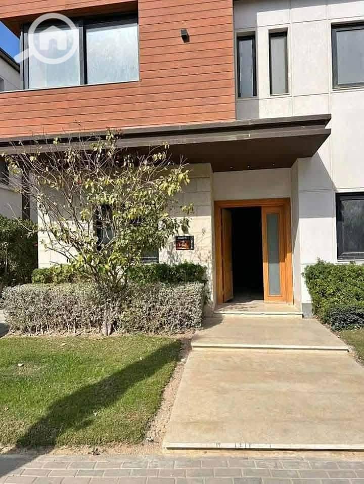 3 00a5ae10-c72b-49e6-8baa-8568bf180b05. jpg