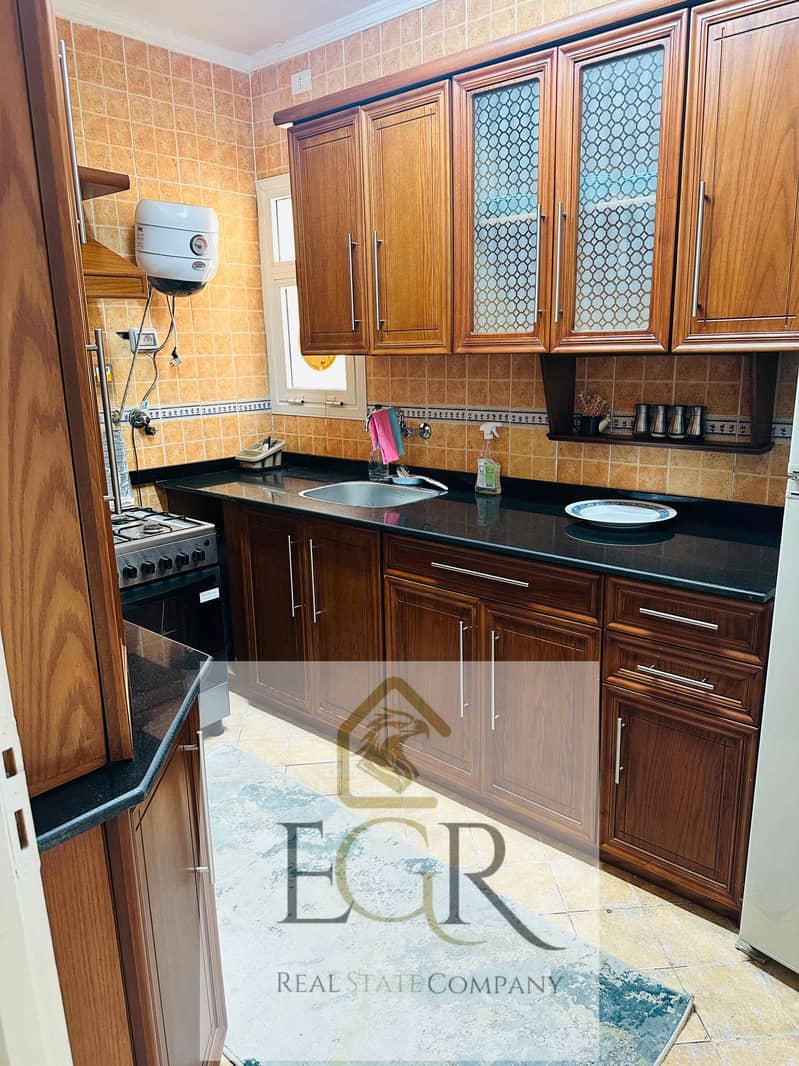 5 4968353f-f6d8-4a50-a882-de5a2de3e0a4. jpg