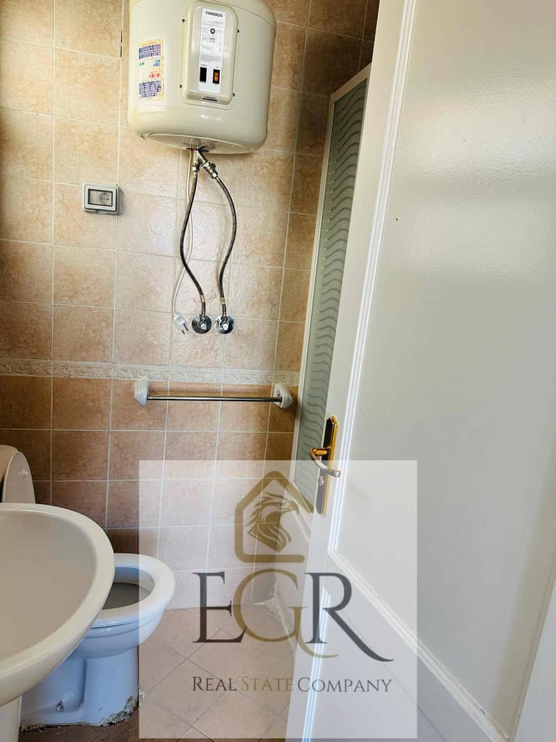 6 b1cad1de-6554-4bcf-912f-a11b11b75803. jpg