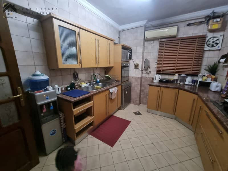 17 WhatsApp Image 2025-12-10 at 12.33. 58_cf377c0c. jpg