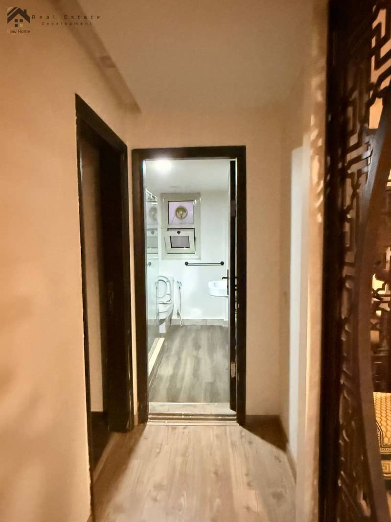 17 WhatsApp Image 2025-12-10 at 13.58. 01_16a41ad2. jpg