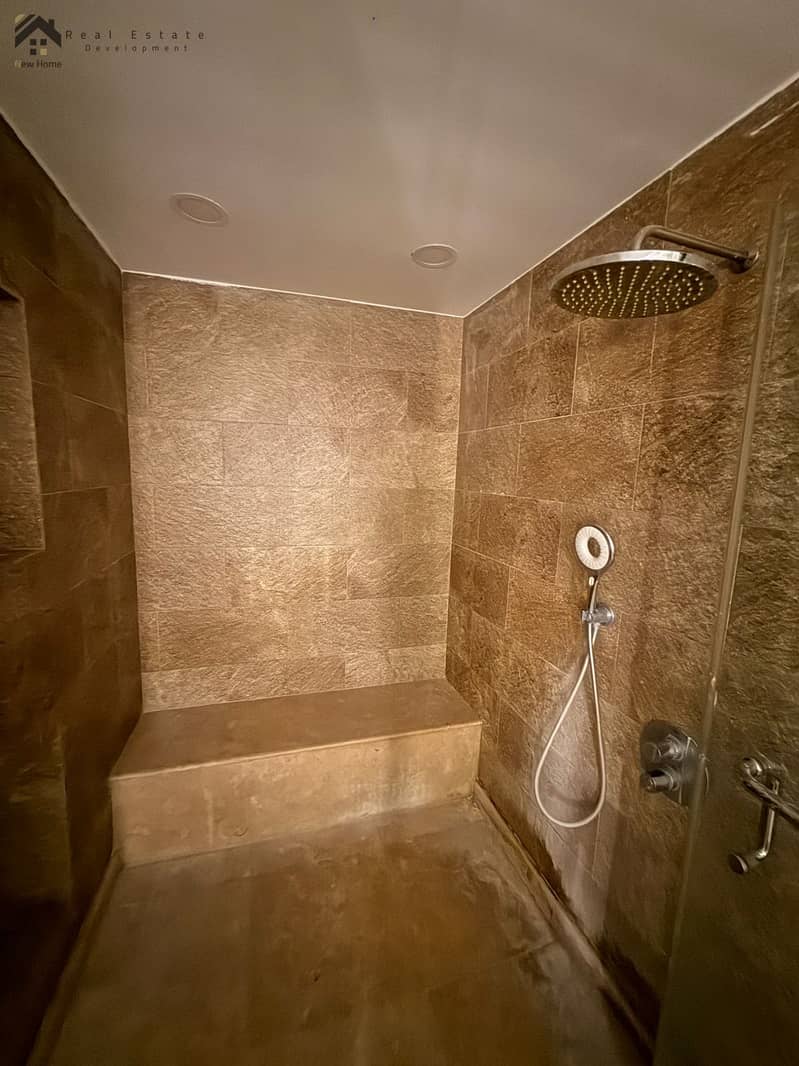 22 WhatsApp Image 2025-12-10 at 13.58. 03_b51b7b6c. jpg