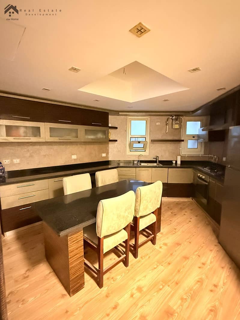 24 WhatsApp Image 2025-12-10 at 13.58. 04_425d27b8. jpg