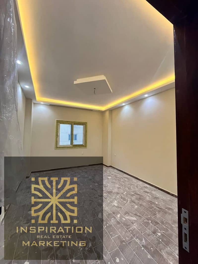 9 93ec68db-5ce6-437a-a46b-9ef927c4a188. jpg