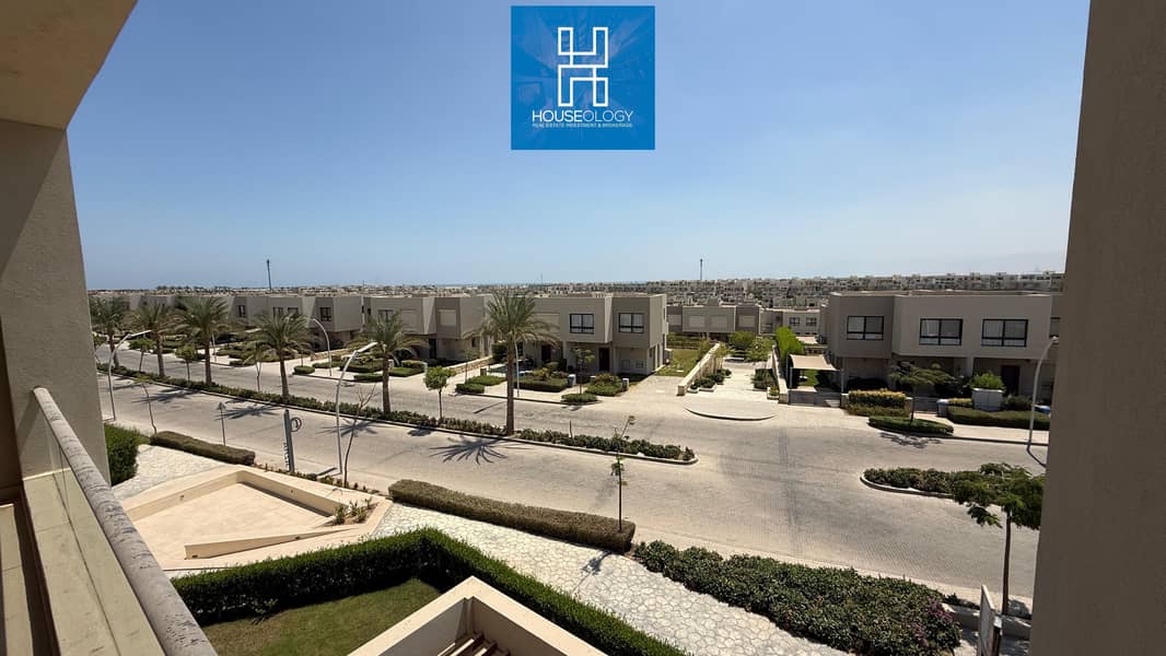 12 WhatsApp Image 2025-11-25 at 13.43. 55. jpeg