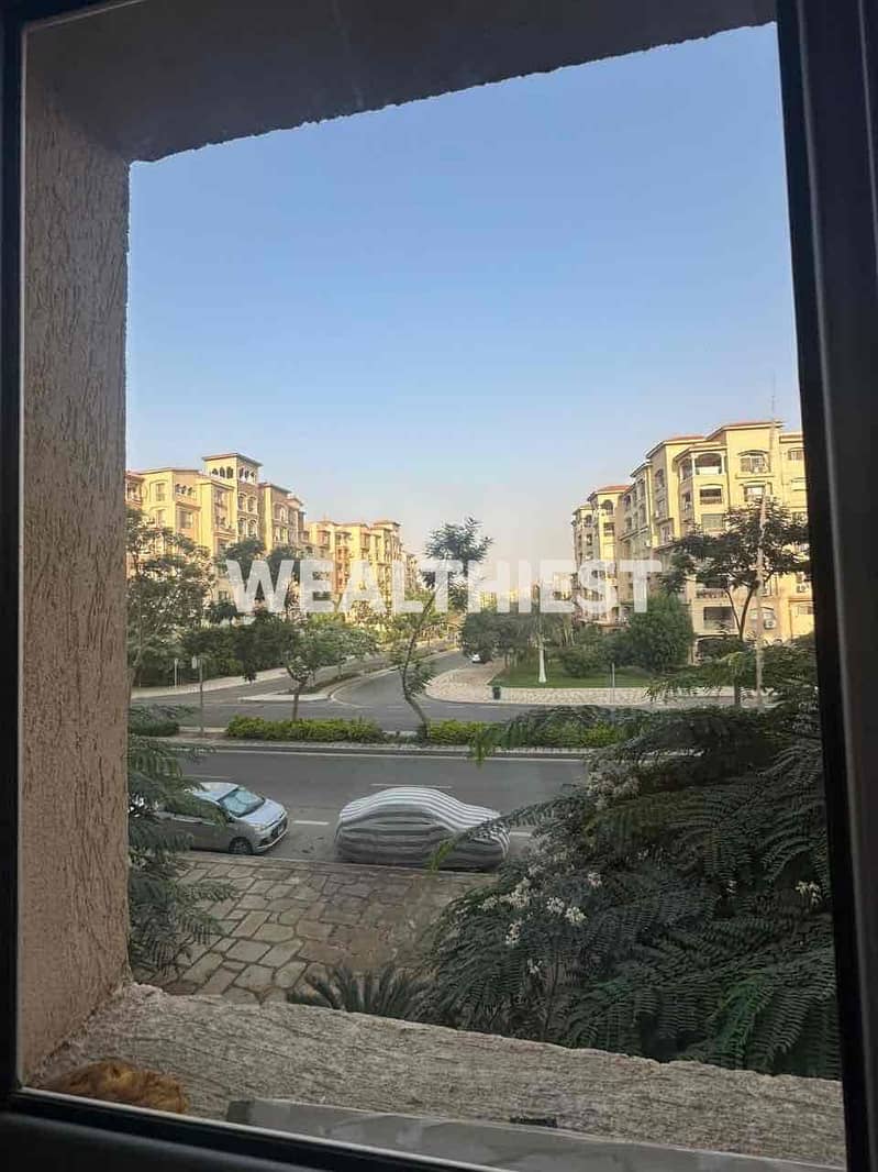 3 621379a0-3af9-4719-be42-3d7c9bb9ec4e. jpg