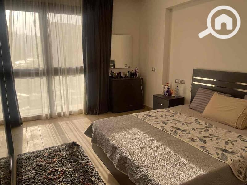 22 8cdc4dcc-d6ff-44f9-953c-0d59085125a4. jpg