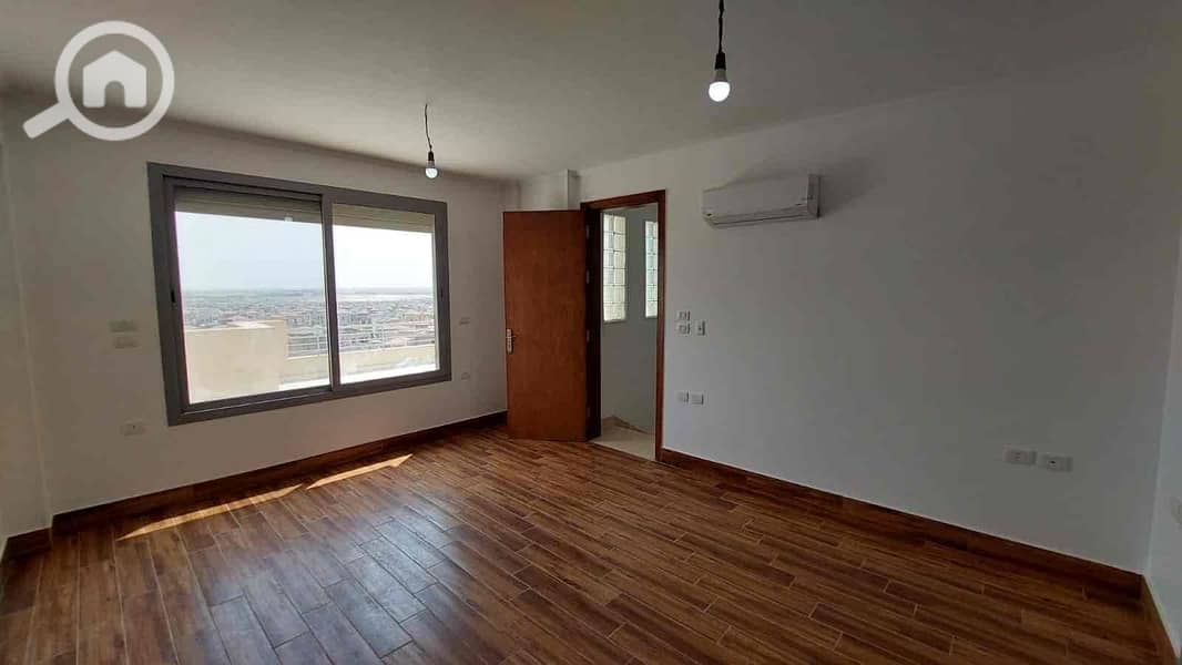 15 854bdcaf-918a-46e7-ad80-be039ba8173d. jpg