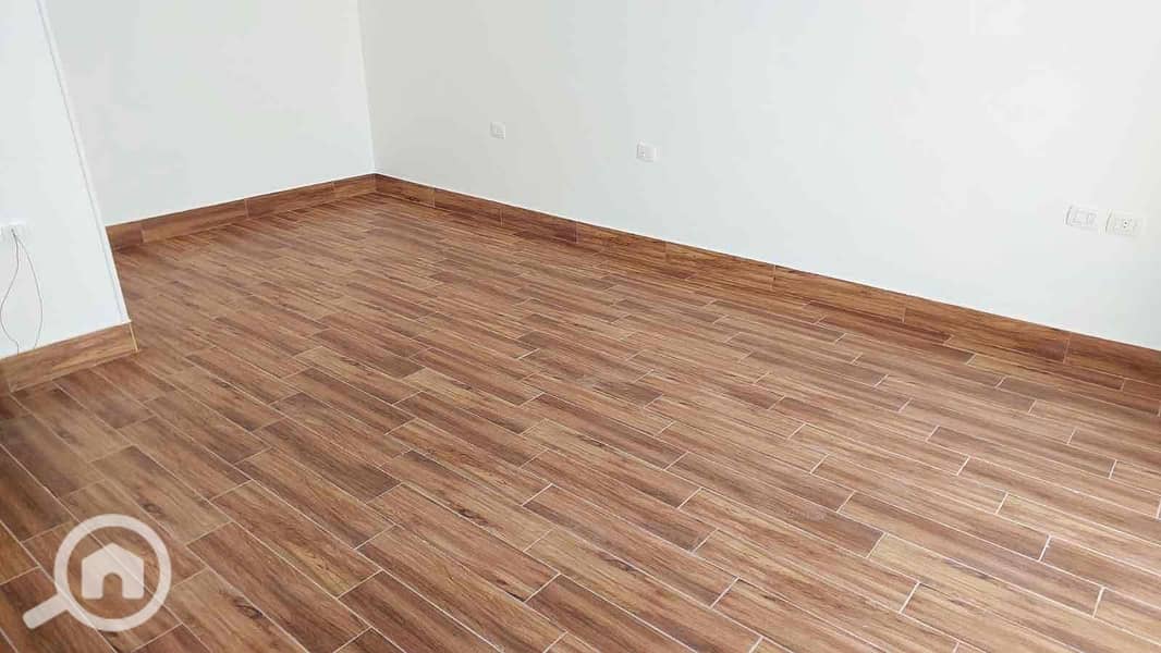 16 76ce807a-ae38-4d37-8d1e-1912fbff2b67. jpg