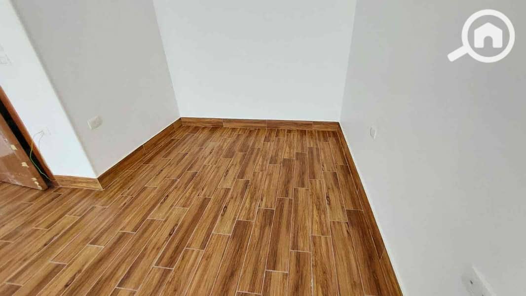 28 d247eebf-bb85-494e-b2bb-496838626b1b. jpg