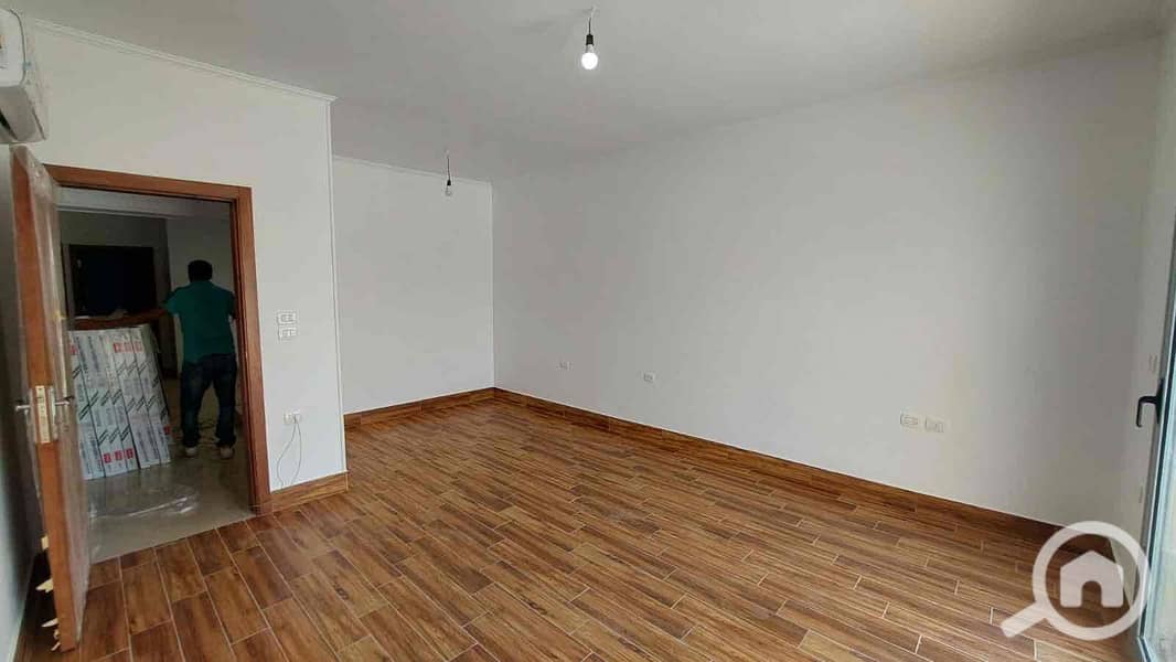 31 f238cc6e-1f2e-4092-b197-534555b67a21. jpg