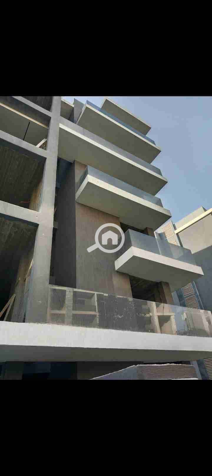 1000492740. jpg 1000492740. jpg