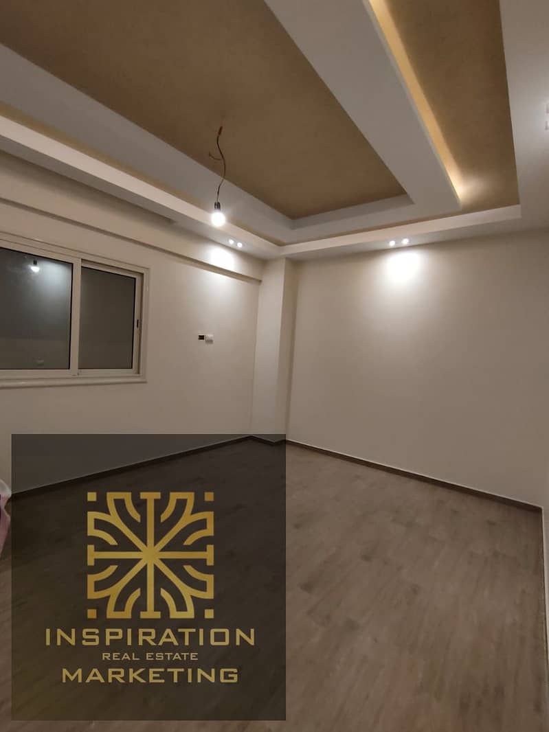 7 7c8a4f4e-5c73-41a2-8485-4d8aa2612899. jpg