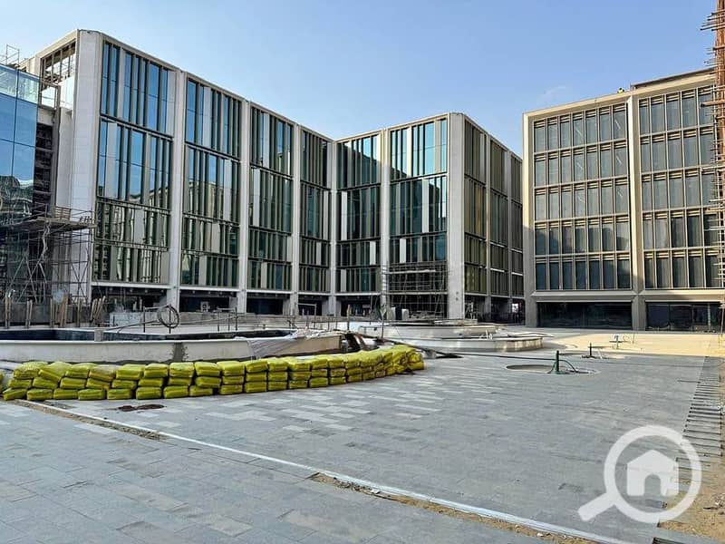 9 571028811_1895588634501220_4309824575637214211_n. jpg