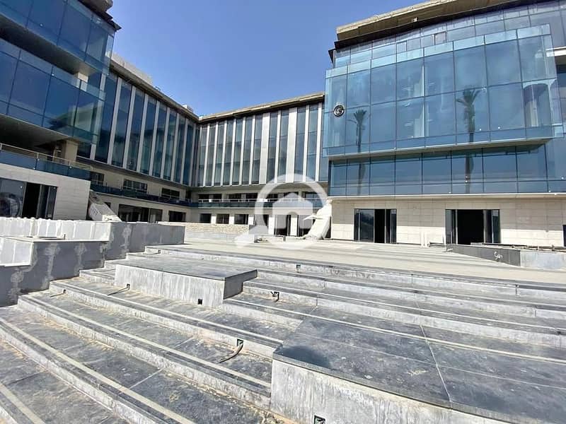 10 595670805_2415419975543044_4084740152926886233_n. jpg