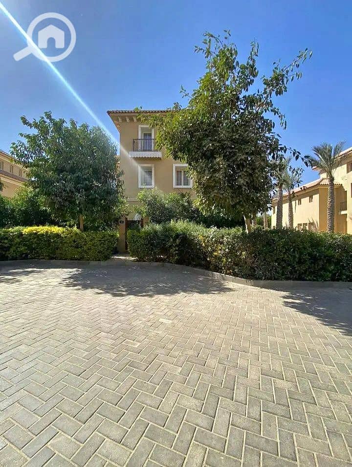 5 594179858_2327284227716229_3773113477797564472_n. jpg