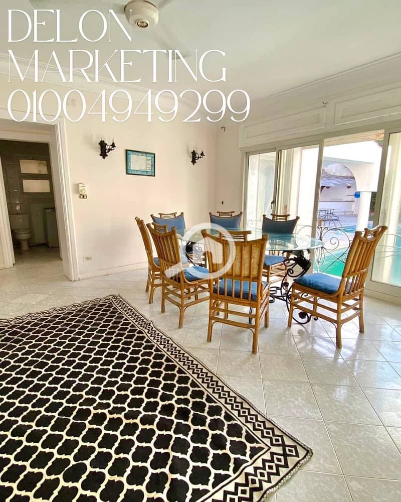 7 Clean Vintage Photo Collage Fall Fashion Instagram Post - 1. png