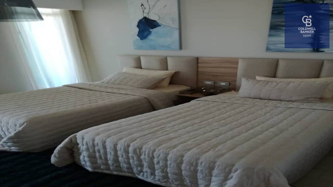 12 54255458_977852165738878_1297405810762055680_n. jpg