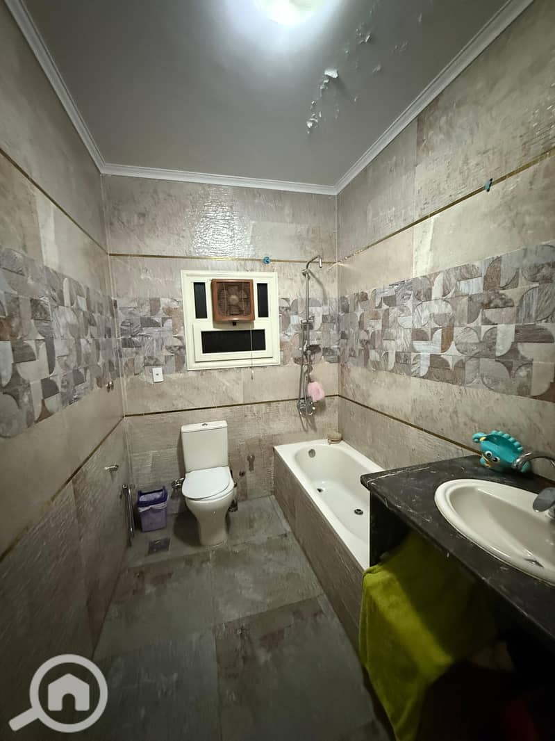 13 c3e7bbfc-9588-4fe9-b933-5f3d46911b40. jpg