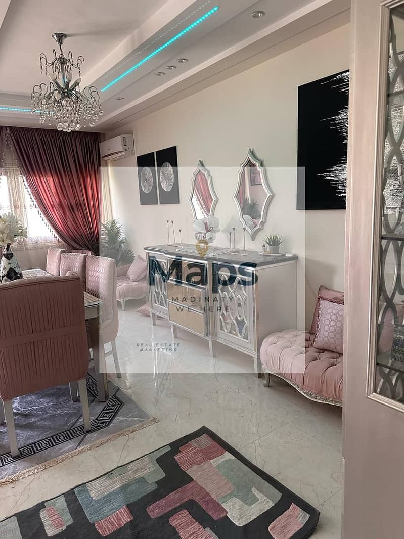 8 c2d29c4a-1755-49f0-bcfb-18dc151d34c0. jpg