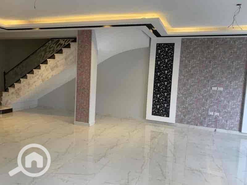 2 1eb1afdd-48d5-4872-be08-0b2a22787d25. jpg