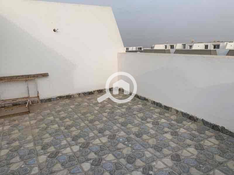 4 5b3599b8-3ea9-40df-a329-d19a30cbe1b2. jpg