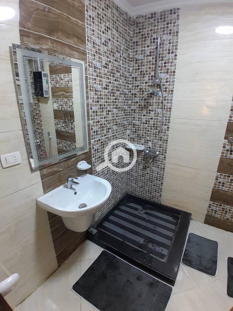 10 26da09cf-d2a7-44aa-8589-3e31d50896df. jpeg