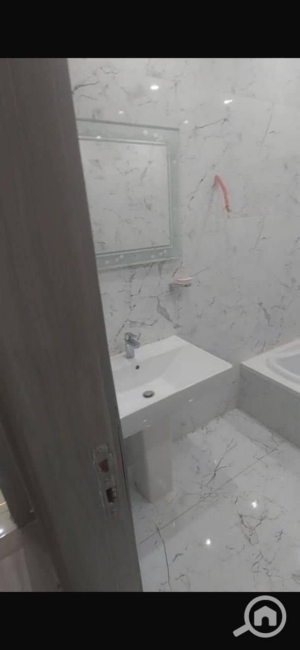 7 0678e68c-f6b2-4b0d-832a-dbad8932fc21. jpeg