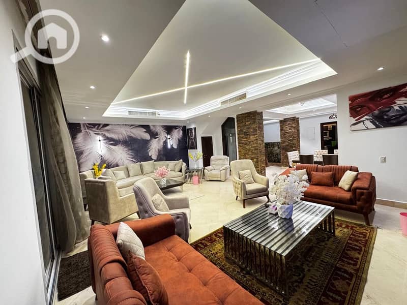 5 3016bb14-b6a4-4ddf-b7da-aaf8a05e4e33. jpeg