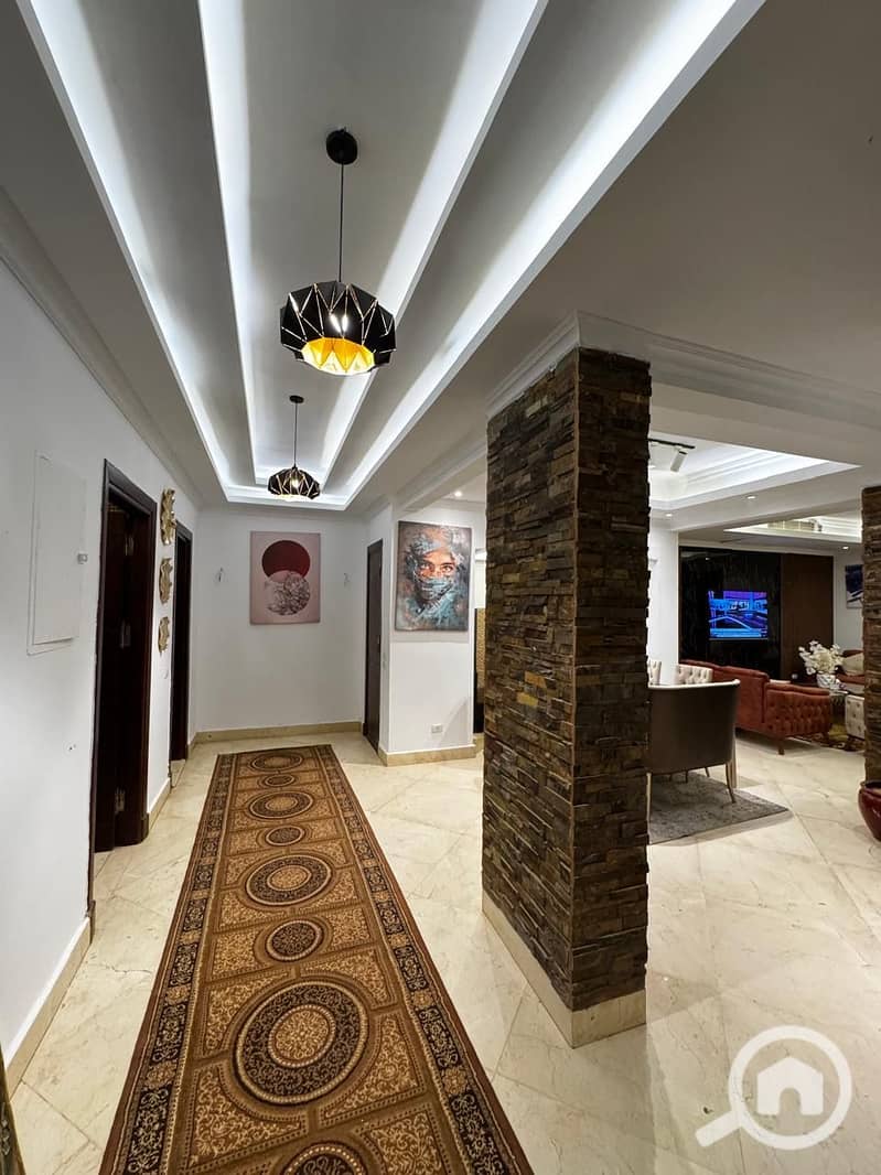 12 a9098a45-2547-4d91-9201-3f06596638b0. jpeg